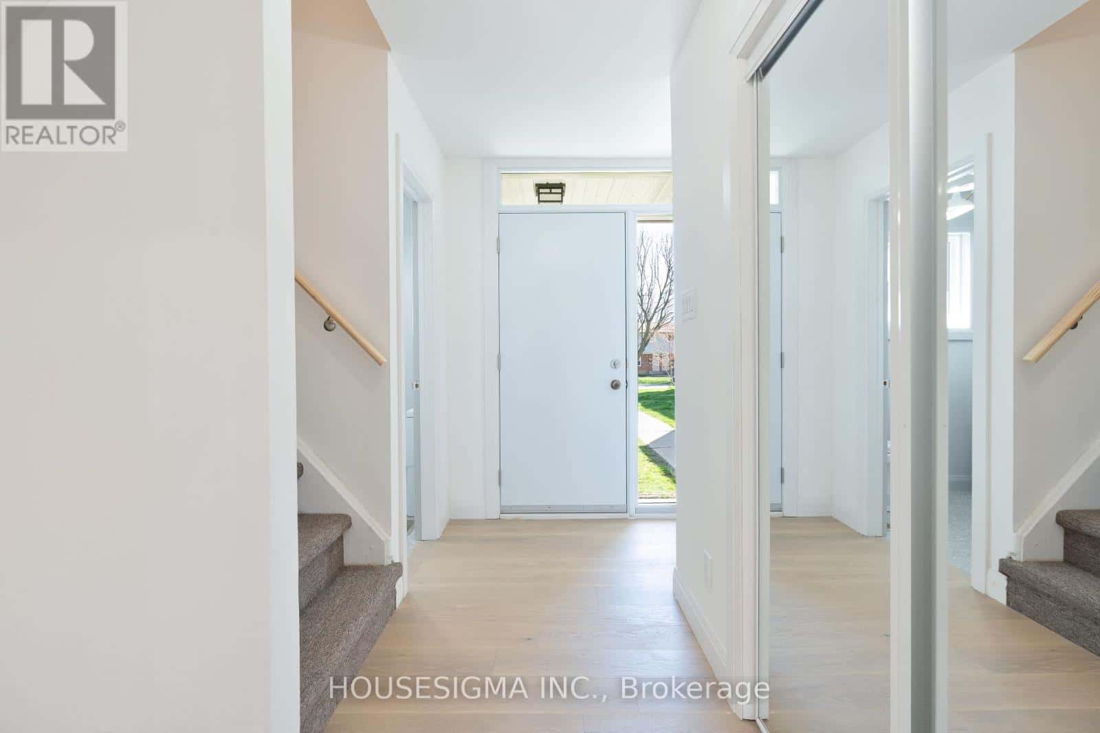 27 - 207 BOULLEE STREET — London East (East C), Ontario - Photo 4 of 39