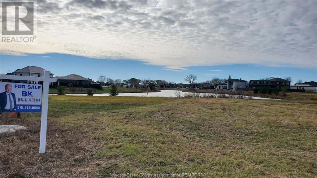 3 Desert Springs Crescent