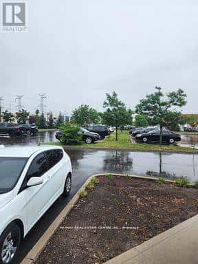 10 - 30 TOPFLIGHT DRIVE — Mississauga (Gateway), Ontario - Photo 5 of 19