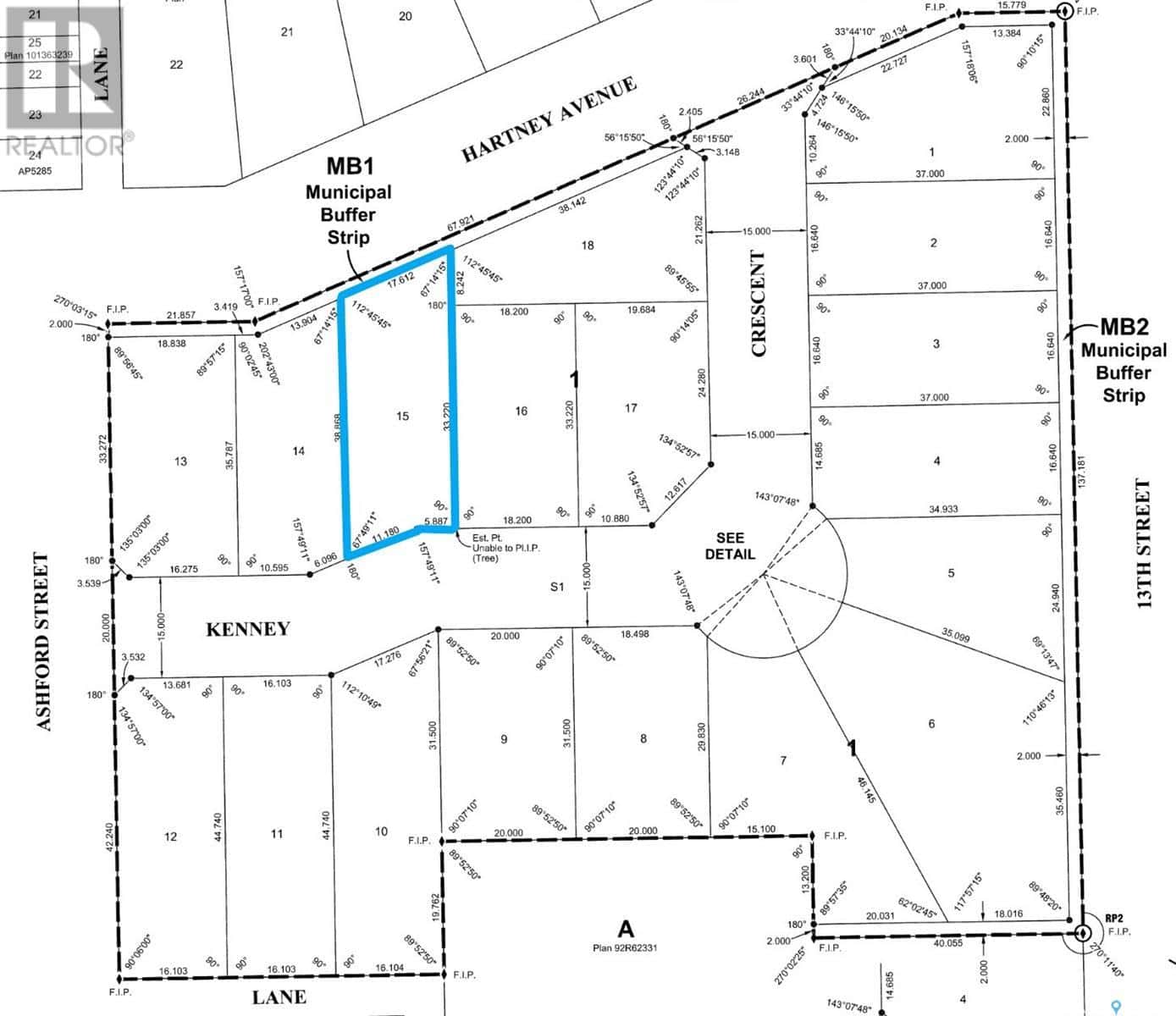 11 Kenney CRESCENT — Weyburn, Saskatchewan - Photo 2 of 4