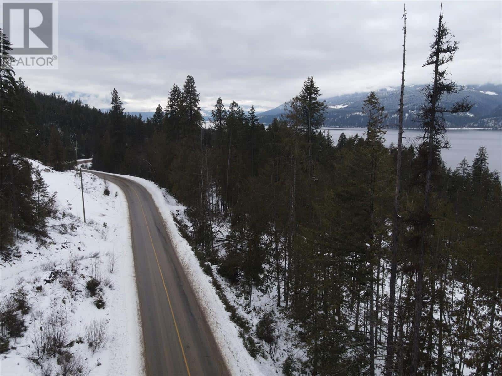 503 Riondel Road — Riondel, British Columbia - Photo 4 of 8