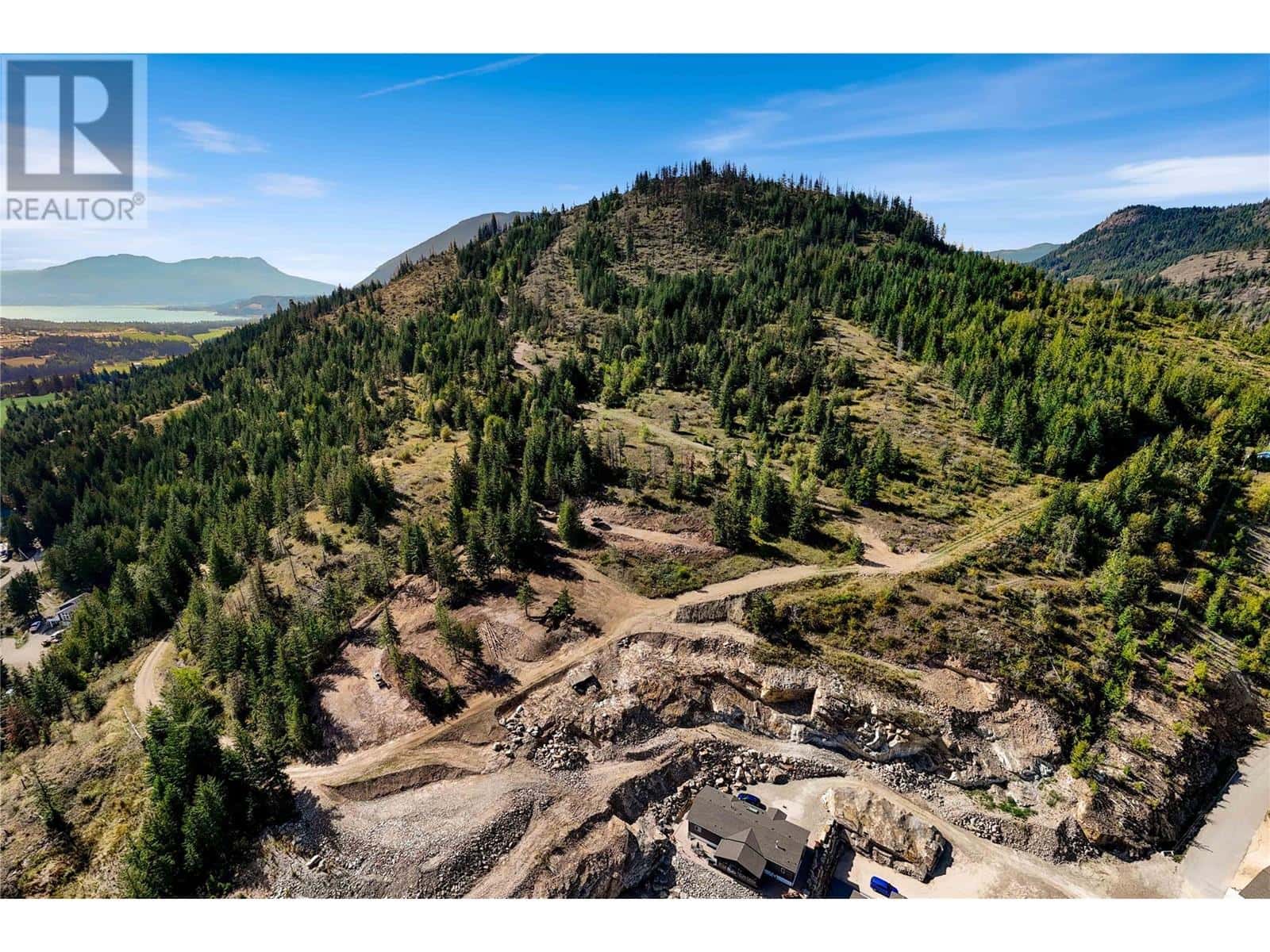 1885 Tappen Notch Hill Road Unit# 87 — Tappen, British Columbia - Photo 3 of 17