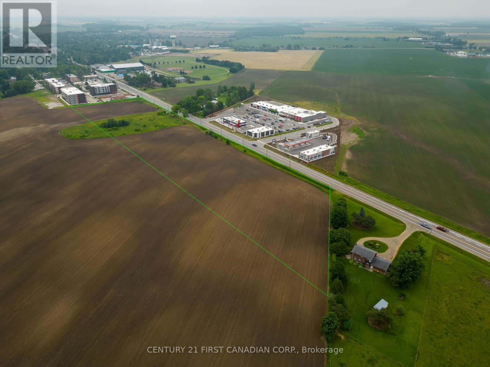 302 MAIN STREET — Lucan Biddulph (Lucan), Ontario - Photo 5 of 6