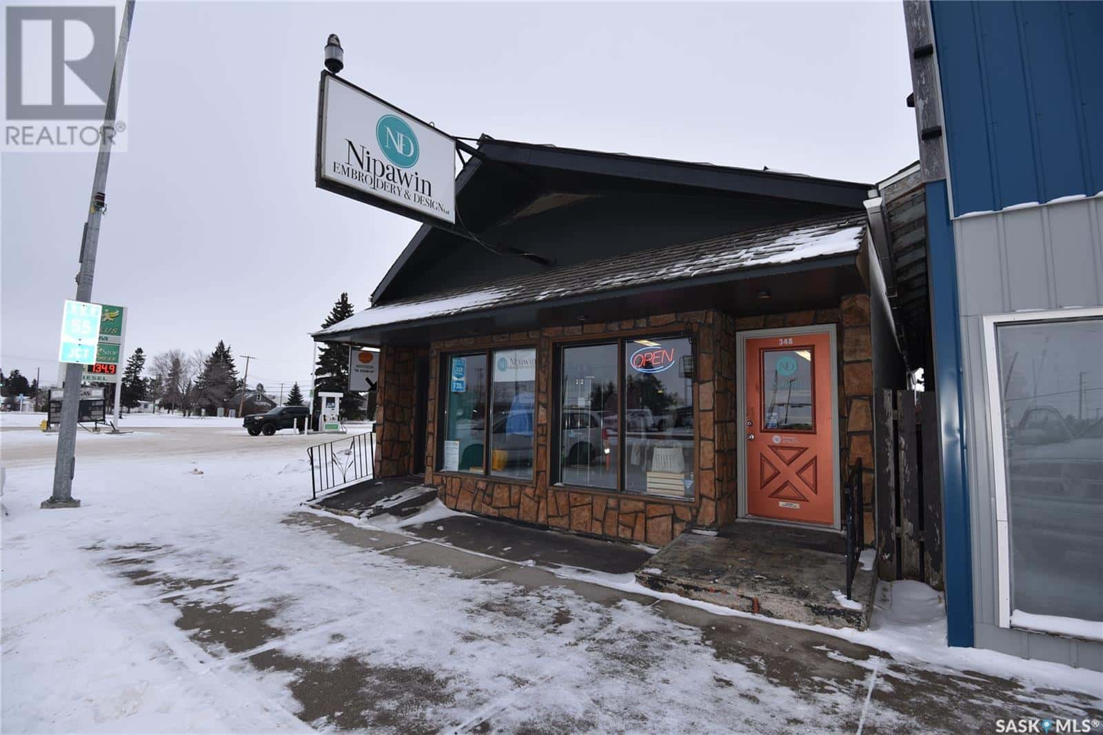 348 1st AVENUE E — Nipawin, Saskatchewan - Photo 2 of 8