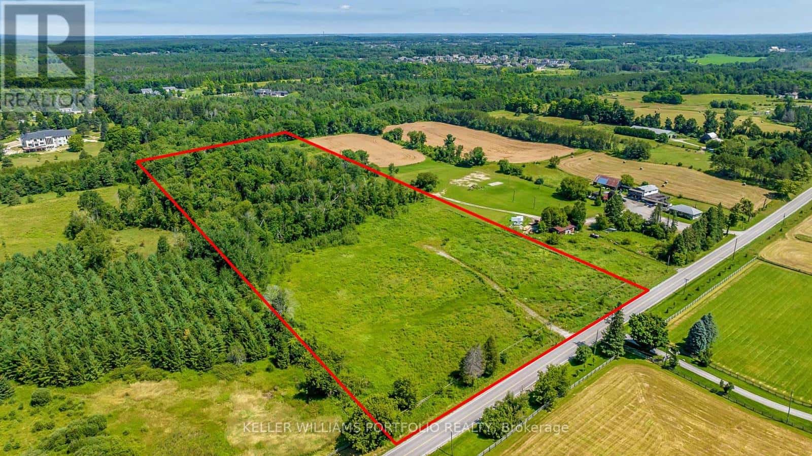 4746 VANDORF ROAD — Whitchurch-Stouffville, Ontario - Photo 3 of 28