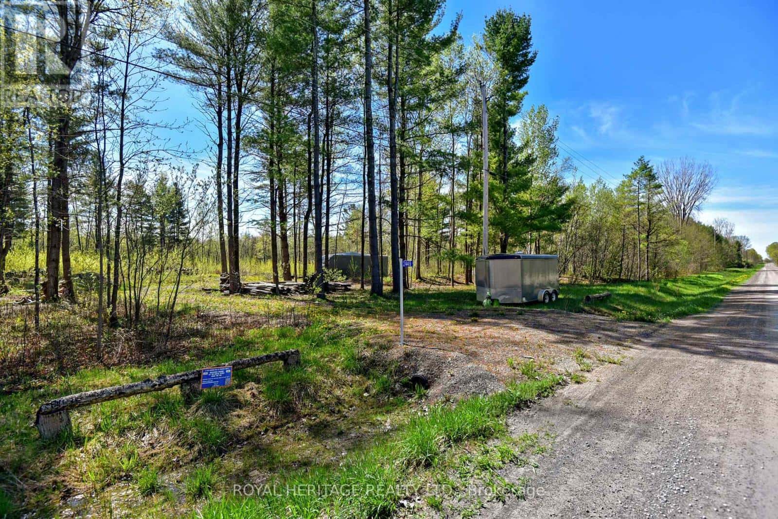 2449 ROONEY ROAD E — Edwardsburgh/Cardinal, Ontario - Photo 4 of 8