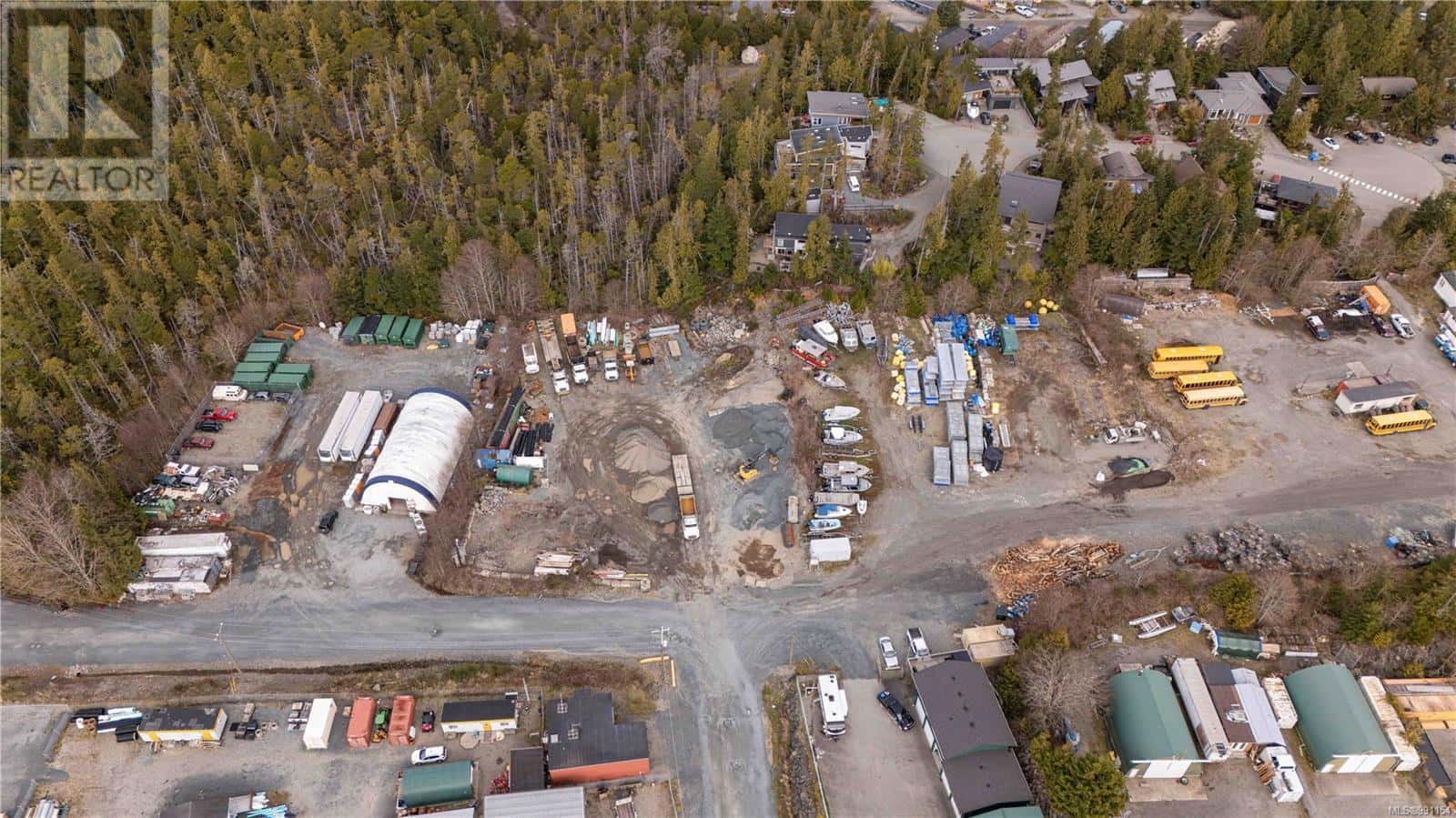 640 Warren Way — Tofino, British Columbia - Photo 2 of 11