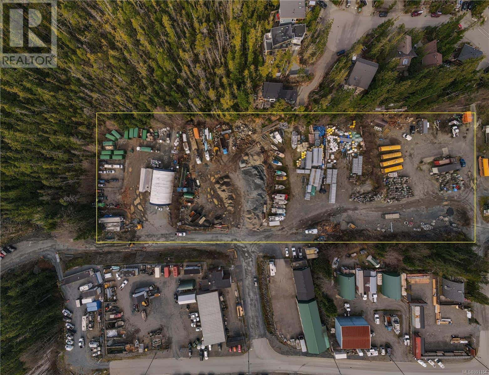 640 Warren Way — Tofino, British Columbia - Photo 3 of 11