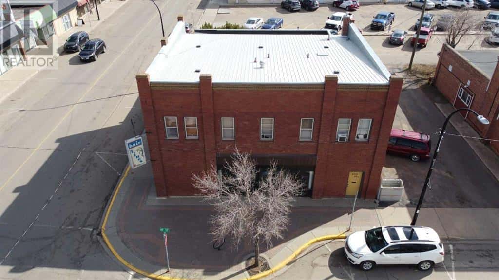 4820 49 Avenue — Lloydminster, Saskatchewan - Photo 2 of 8