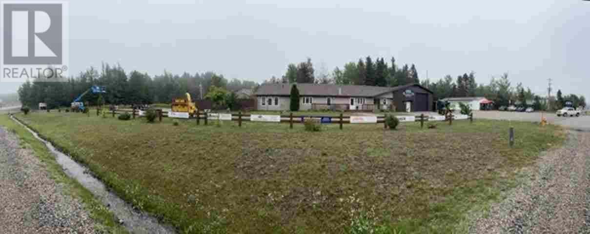 110 Peninsula Road — Marathon, Ontario - Photo 3 of 48