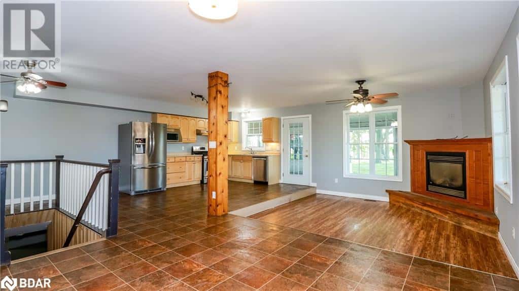 791 HORSESHOE VALLEY Road E — Coldwater, Ontario - Photo 3 of 27