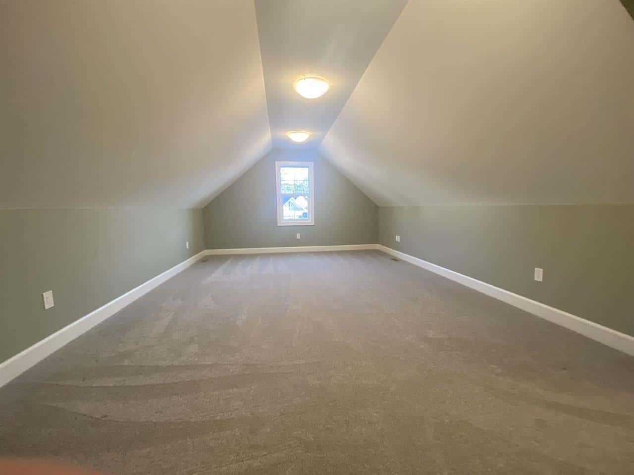 1945 PEREGRINE PLACE, Mt Woodside — Agassiz, British Columbia - Photo 2 of 12