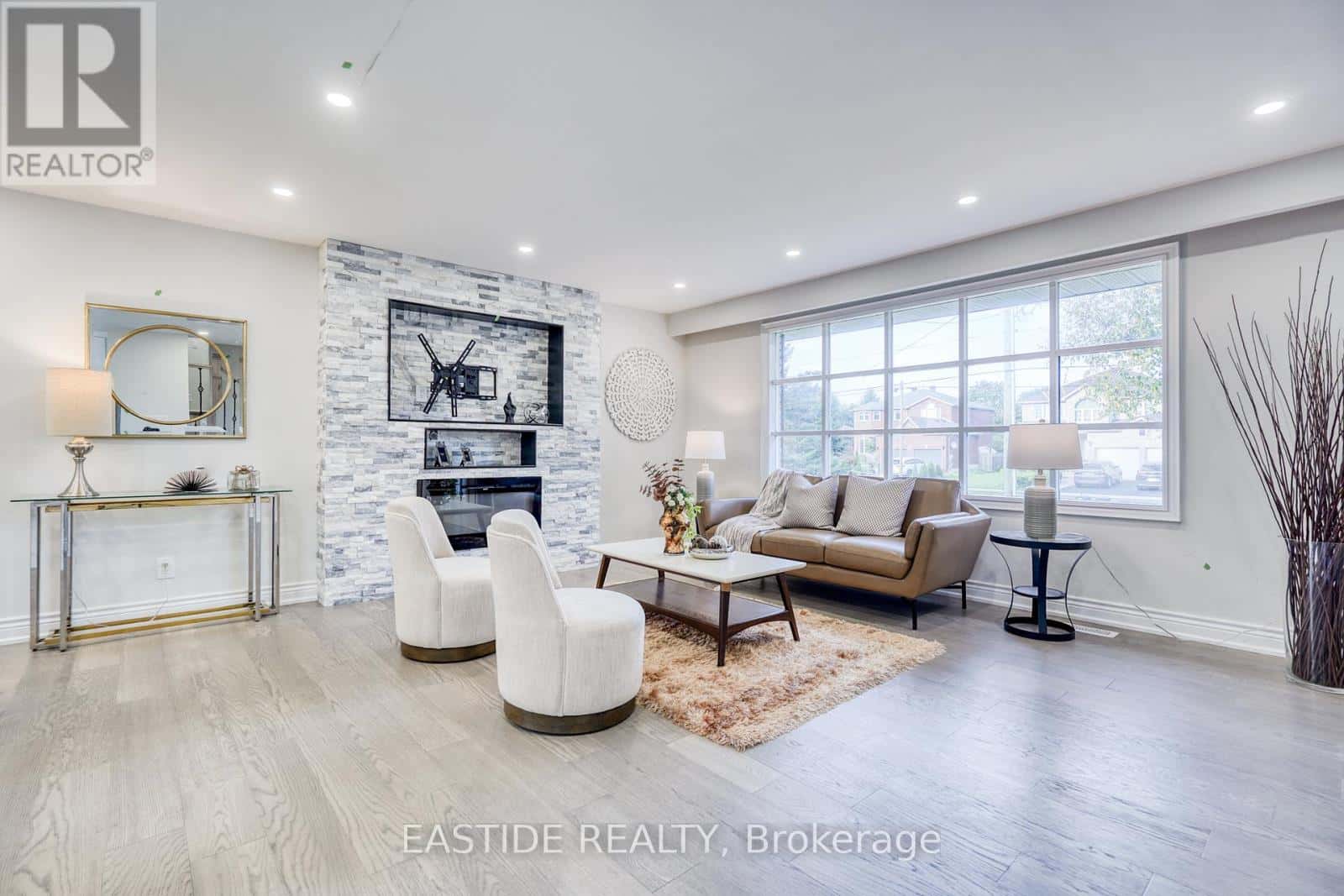 82 MILLER DRIVE — Barrie (Edgehill Drive), Ontario - Photo 3 of 31