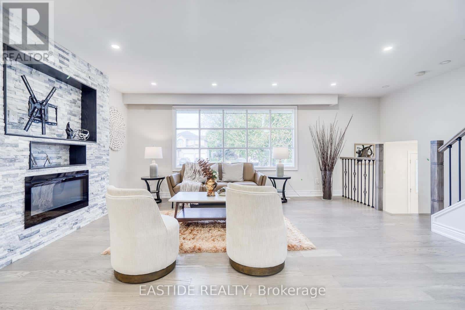 82 MILLER DRIVE — Barrie (Edgehill Drive), Ontario - Photo 4 of 31