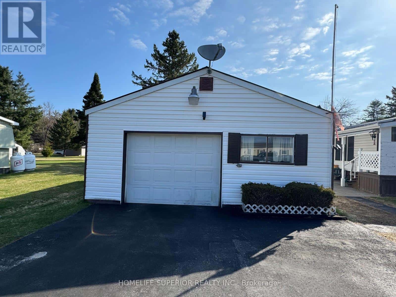 37 METHUEN STREET — Havelock-Belmont-Methuen (Belmont-Methuen), Ontario - Photo 3 of 20