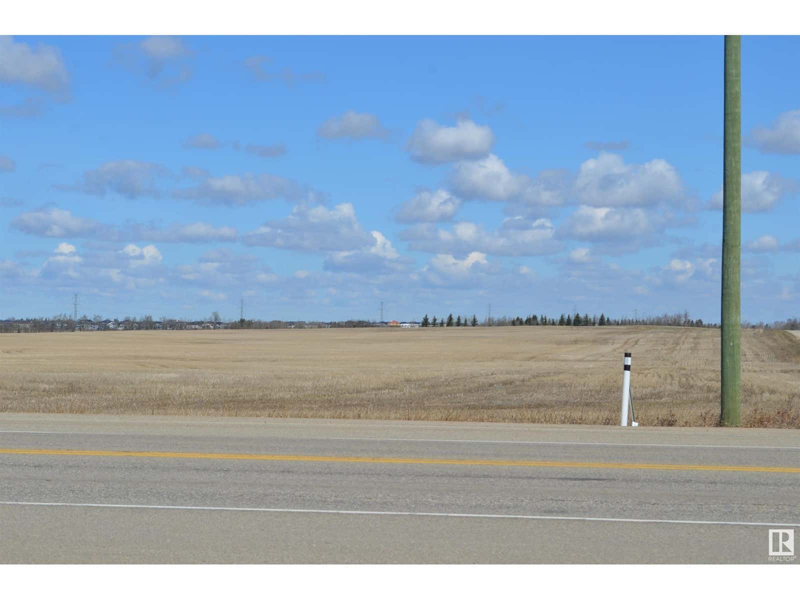 Hwy 625 & RR 244 — Rural Leduc County, Alberta - Photo 2 of 9