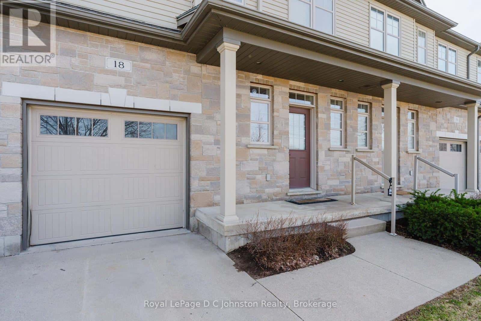 18 - 935 GODERICH STREET N — Saugeen Shores, Ontario - Photo 2 of 38