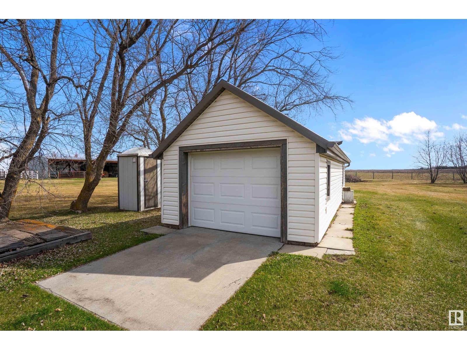 49229 rr 263 - Photo 3 of 42, Rural Leduc County, Alberta