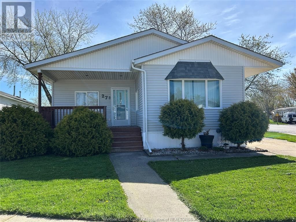 27 SPRUCE — McGregor, Ontario - Main photo