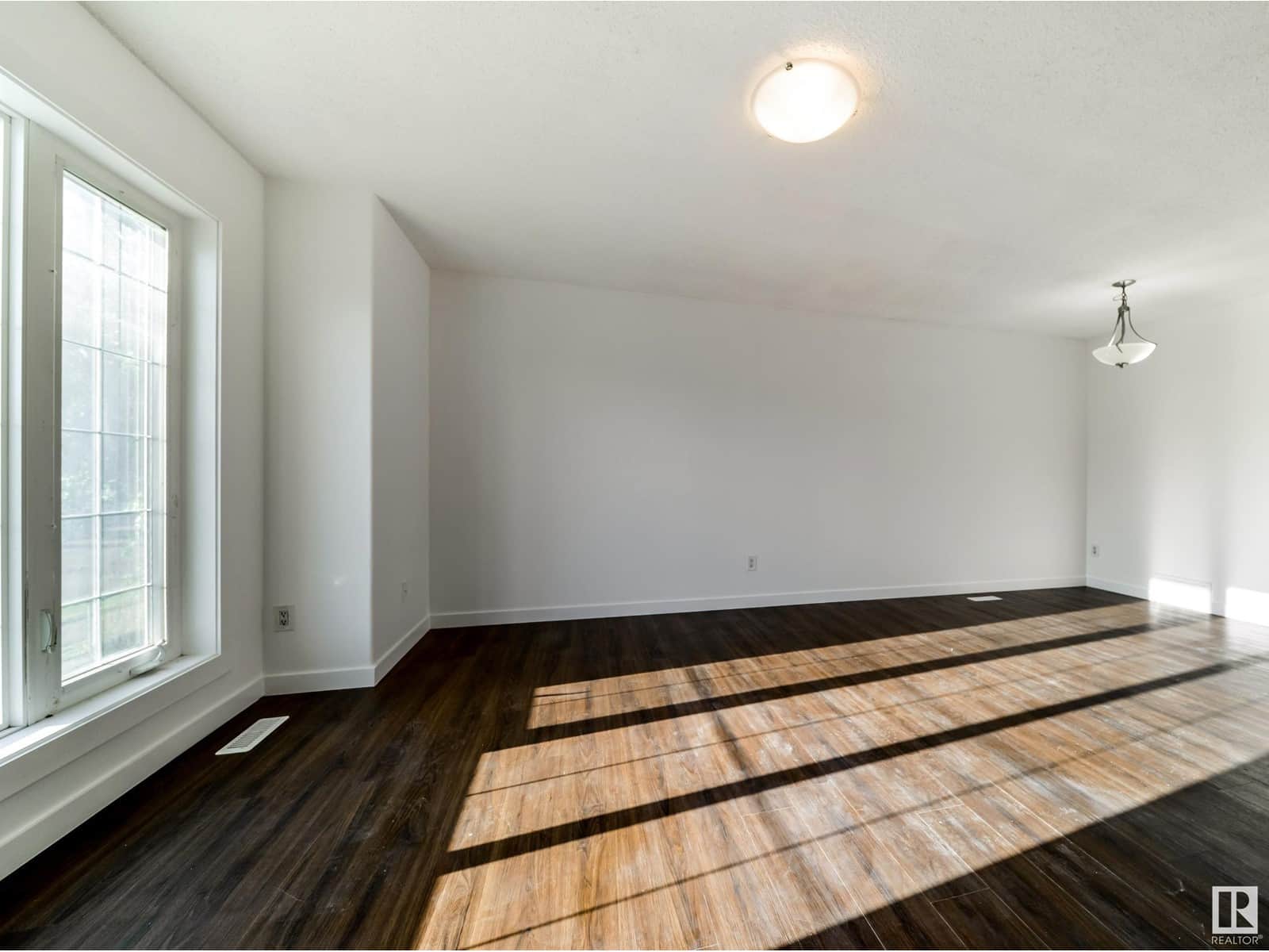 11721 80 ST NW - Photo 5 of 35, Edmonton, Alberta