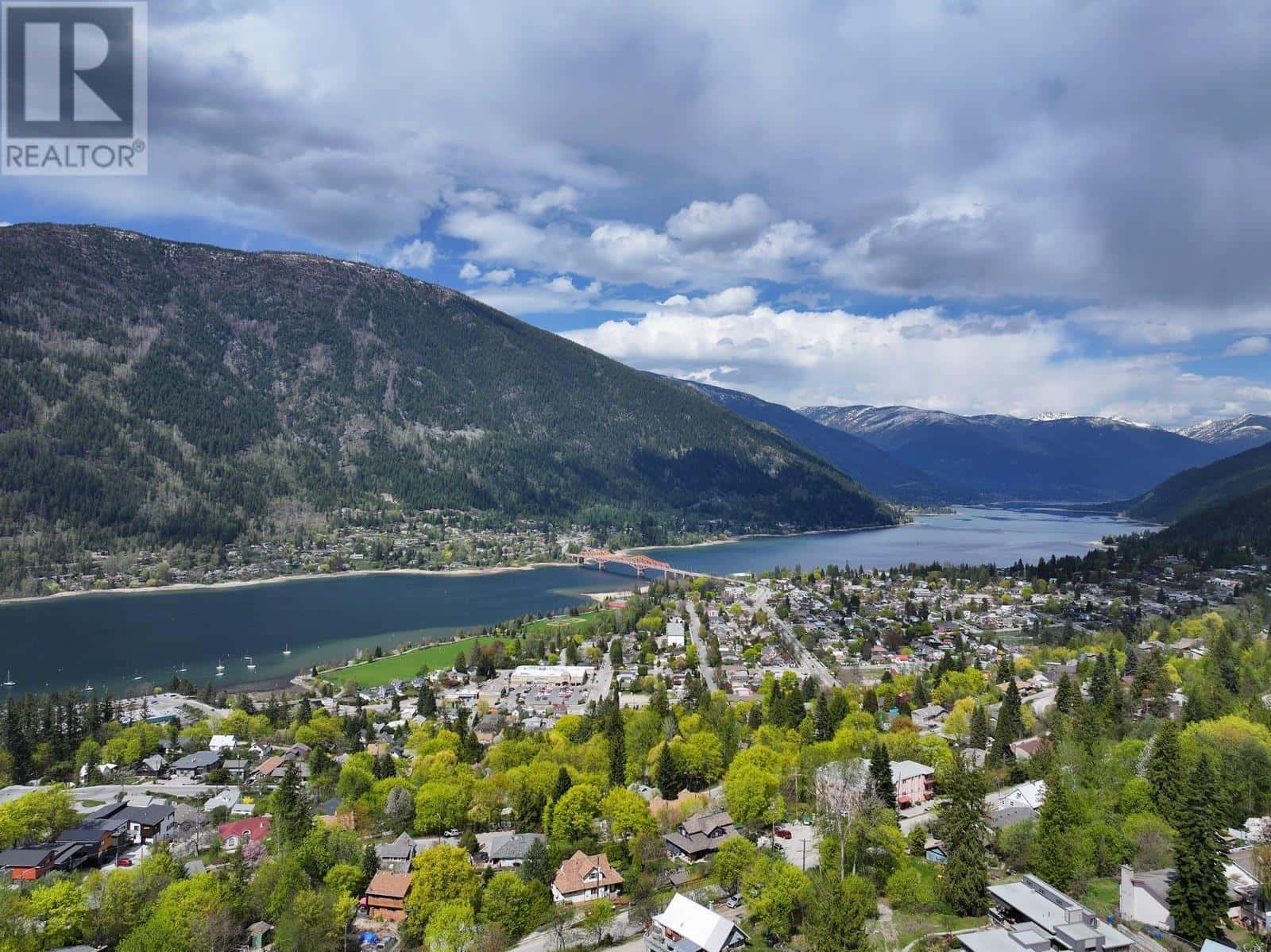 Lot B Mill Street — Nelson, British Columbia - Photo 3 of 11