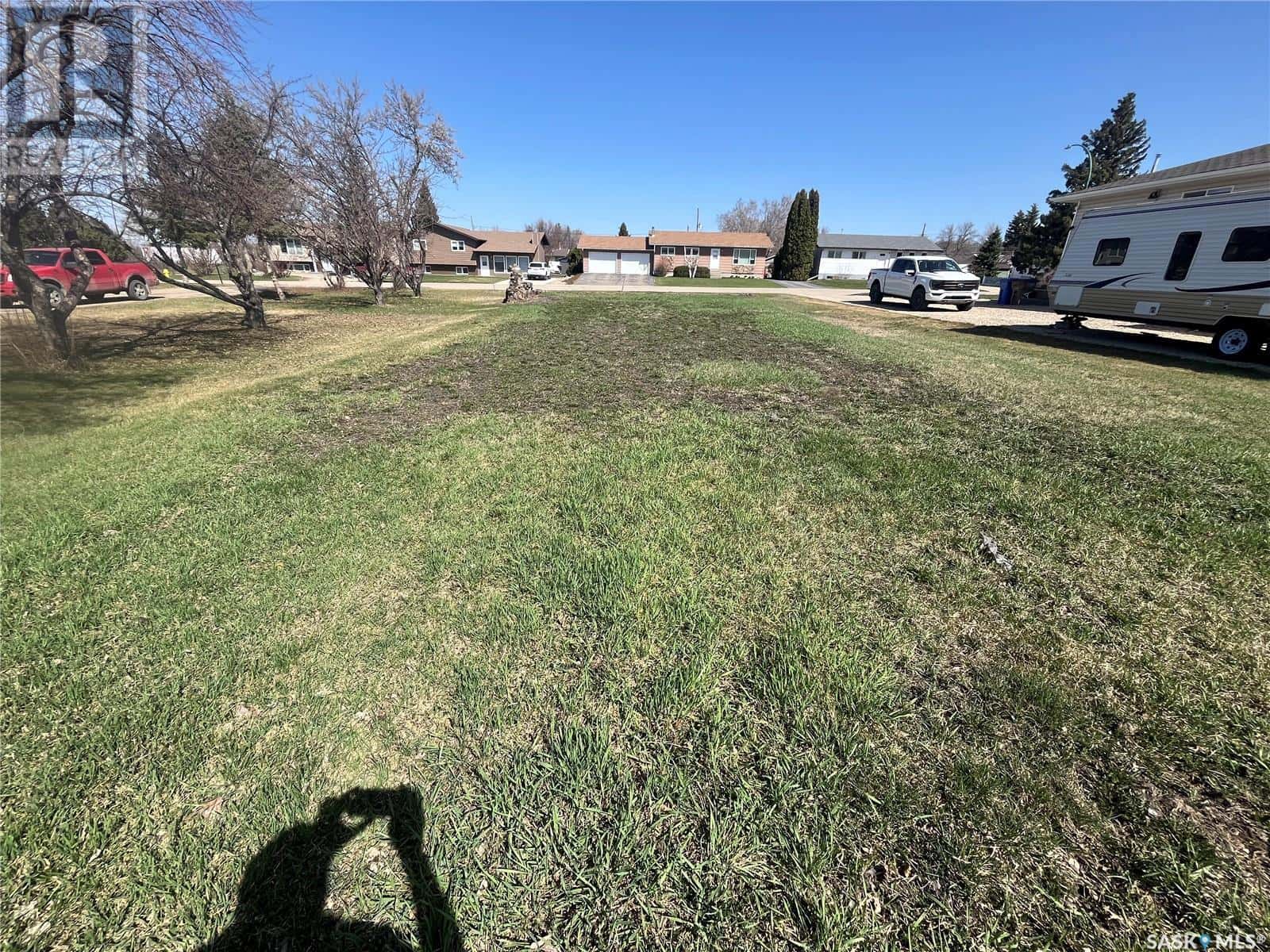 227 Osborne STREET — Melfort, Saskatchewan - Photo 2 of 6