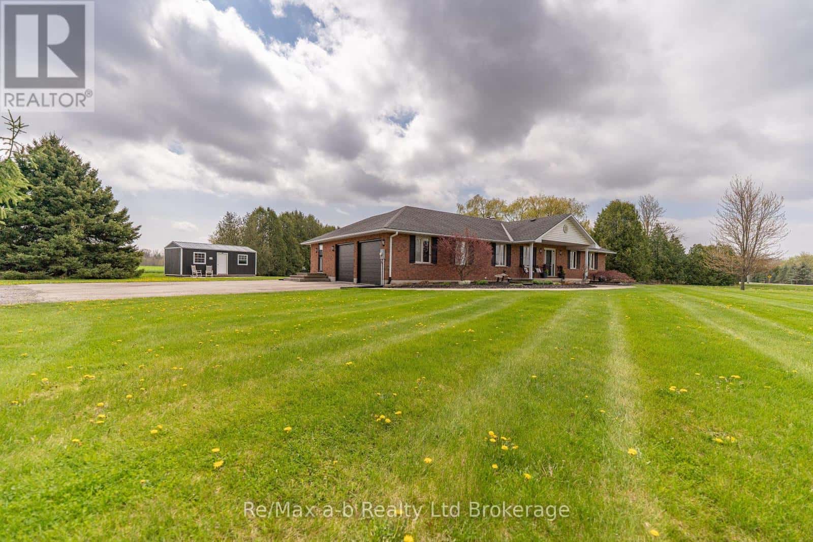 10884 PLANK ROAD — Bayham, Ontario - Photo 3 of 41