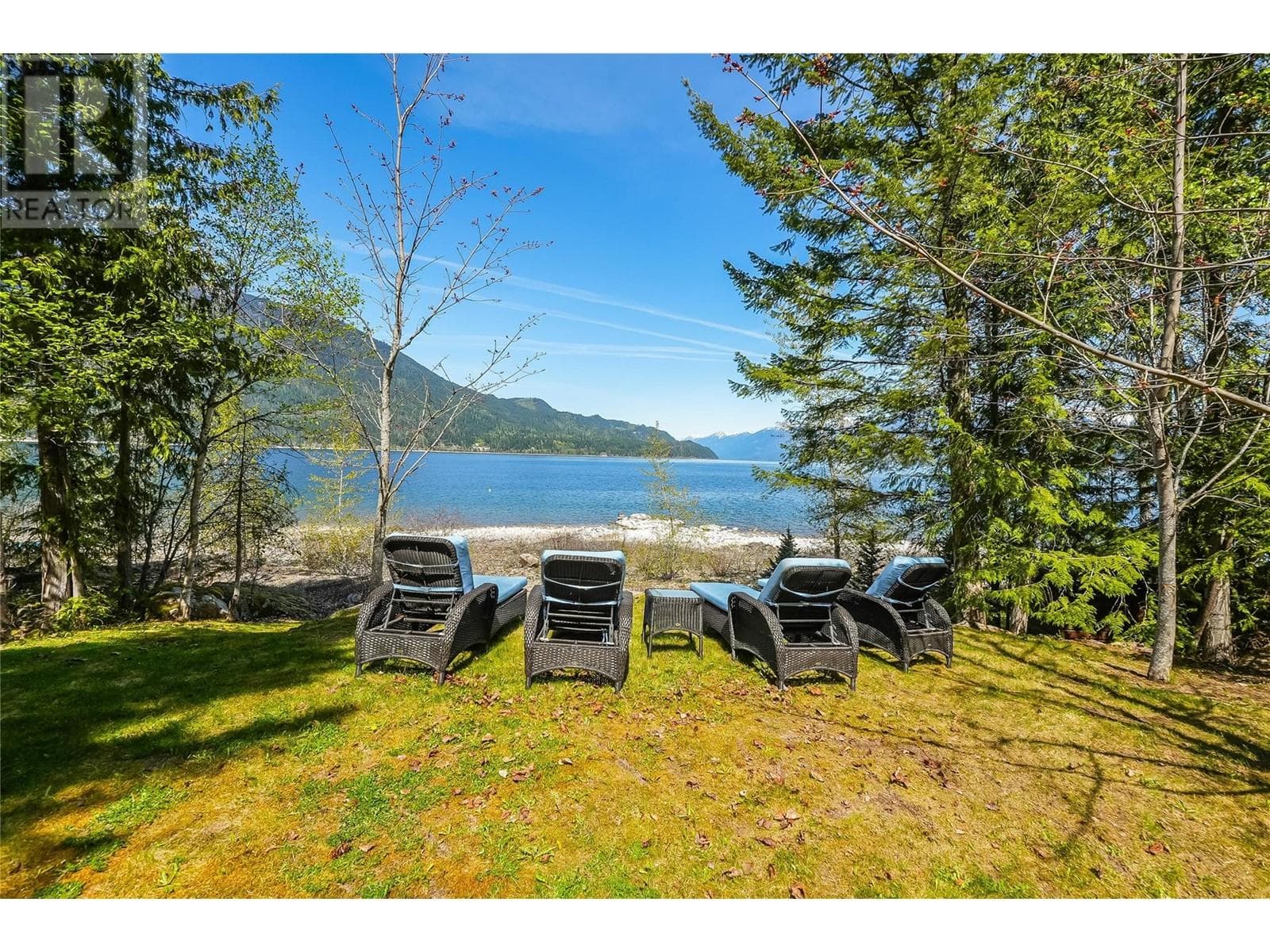 271 KOOTENAY LAKE Road — Procter, British Columbia - Main photo