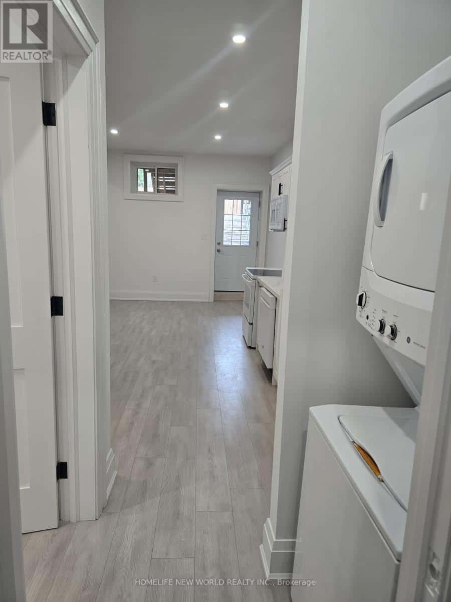 BASEMENT - 195 DANFORTH ROAD — Toronto (Oakridge), Ontario - Photo 2 of 13