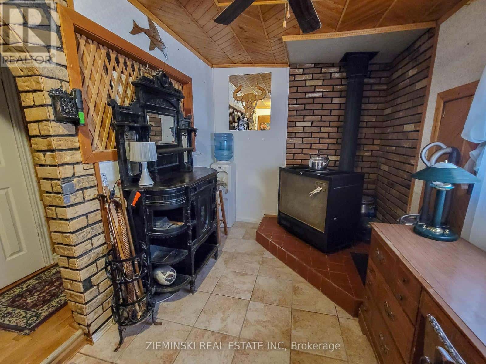 Iroquois Falls, Ontario — Iroquois Falls, Ontario - Photo 4 of 20