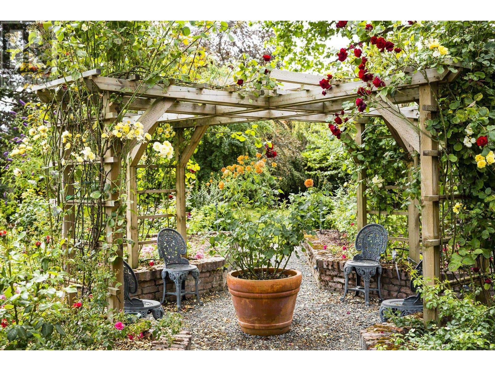 4 134 MADRONA DRIVE — Galiano Island, British Columbia - Photo 4 of 25