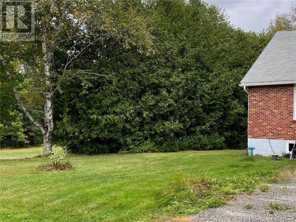 447 & 411 New Maryland Highway — New Maryland, New Brunswick - Photo 5 of 11