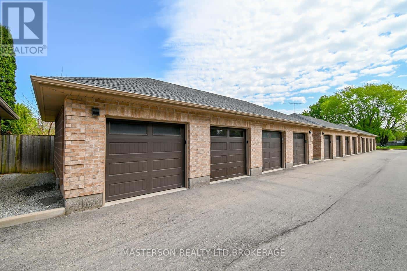 203 - 4644 PETTIT AVENUE — Niagara Falls (Morrison), Ontario - Photo 5 of 35