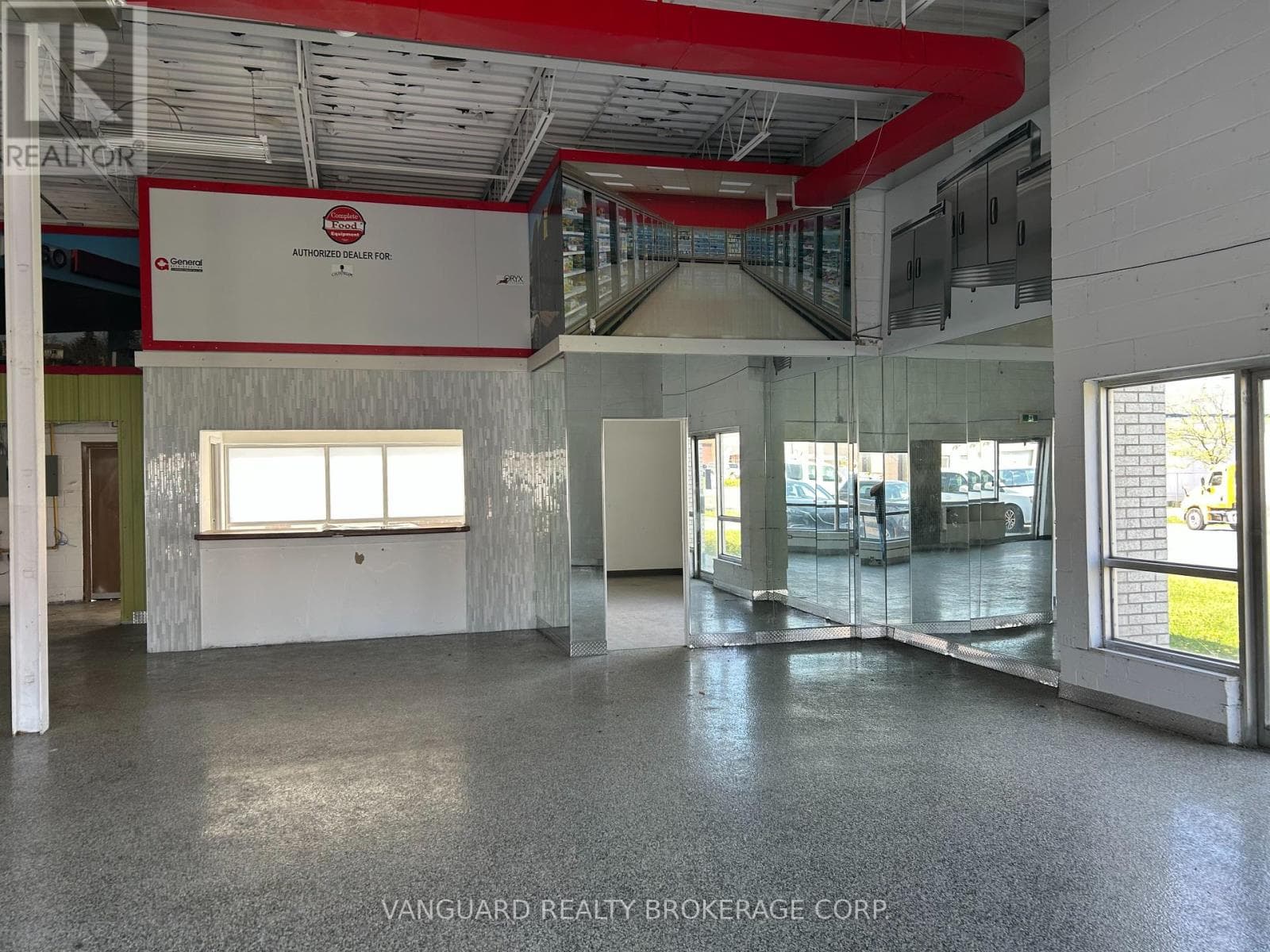 1 - 149 NORFINCH AVENUE — Toronto (Black Creek), Ontario - Main photo