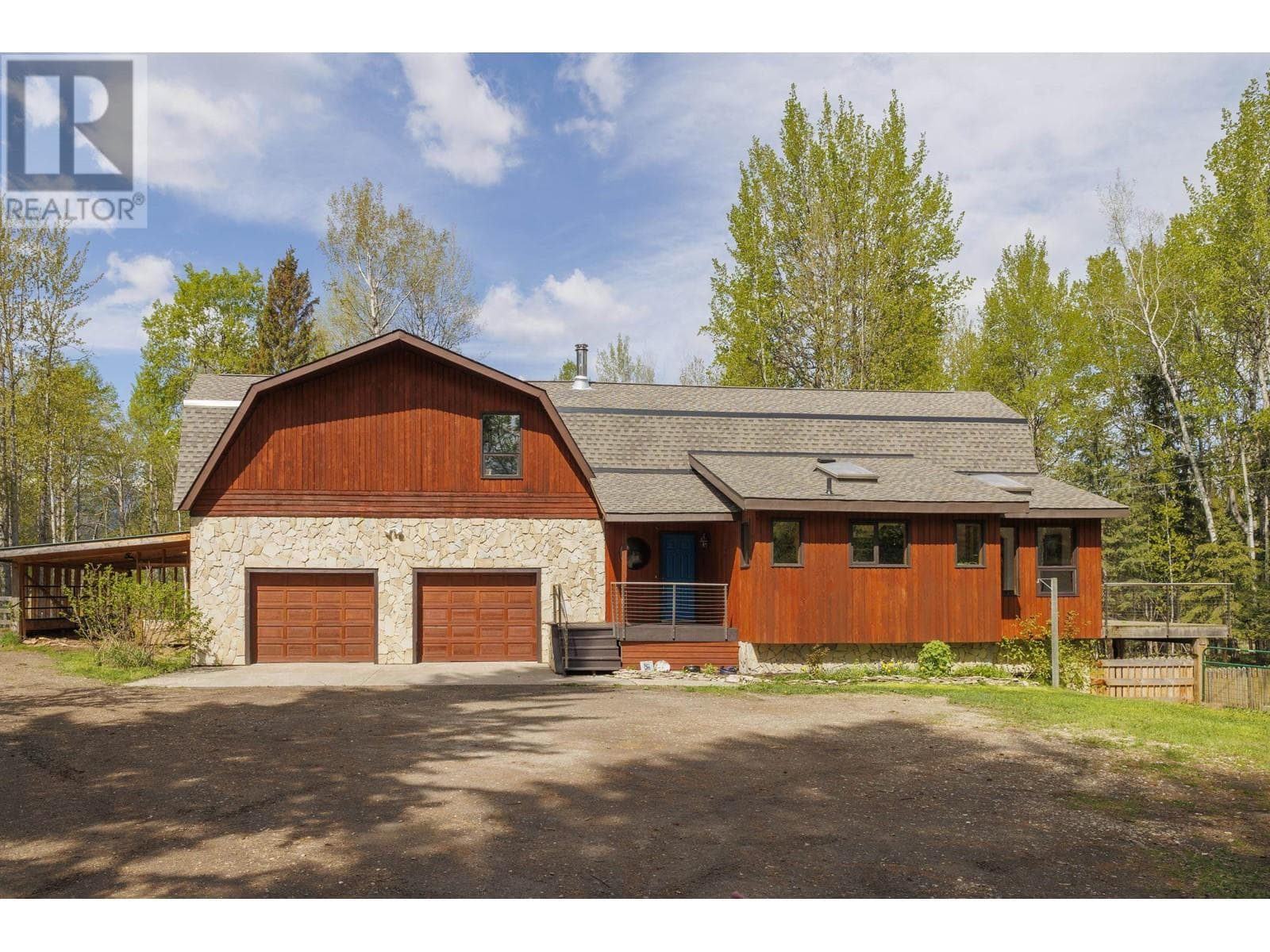 3019 WESTLUND — McBride, British Columbia - Main photo