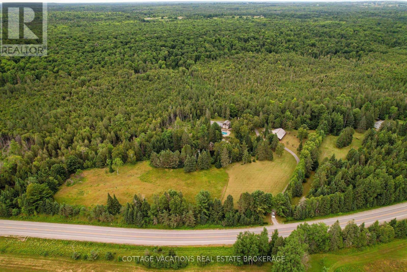 2090 COUNTY 121 ROAD — Kawartha Lakes (Somerville), Ontario - Photo 3 of 40