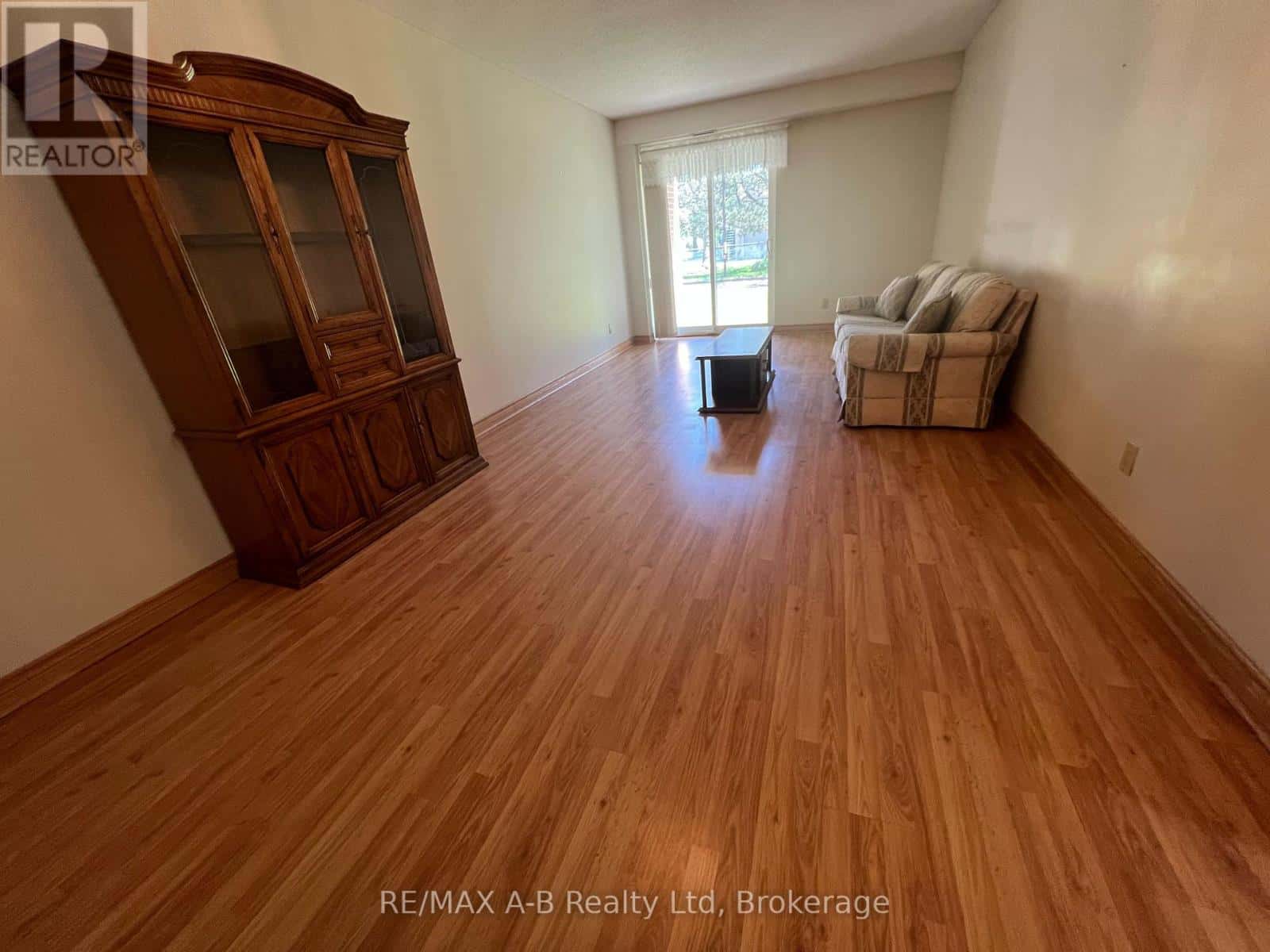 112 - 199 HOPE STREET E — East Zorra-Tavistock (Tavistock), Ontario - Photo 5 of 47