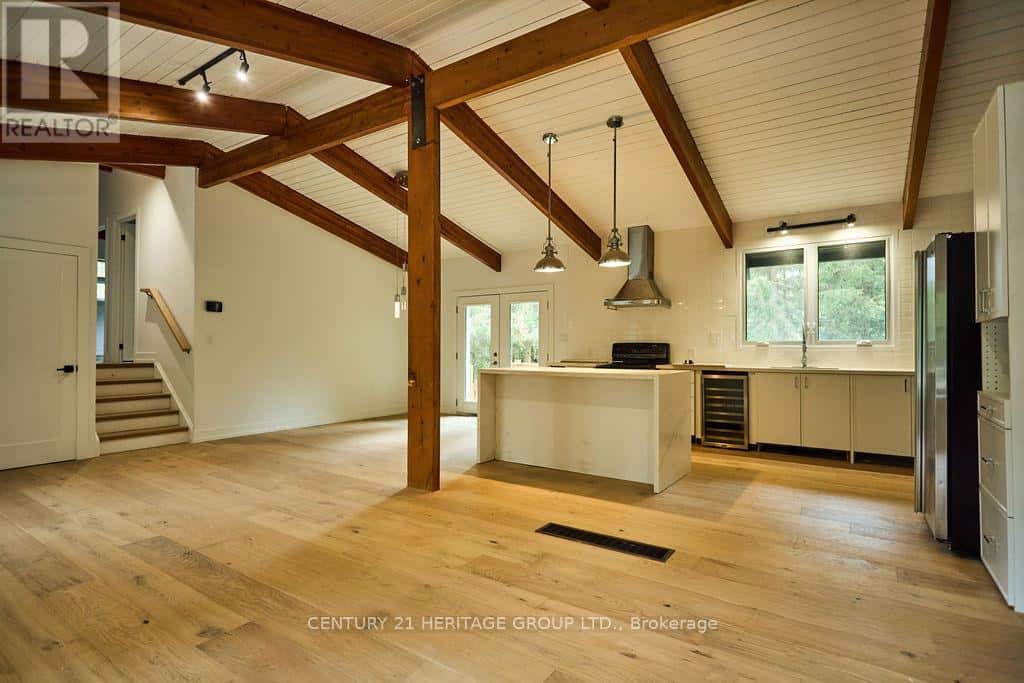 5732 10 LINE — Erin, Ontario - Photo 4 of 39