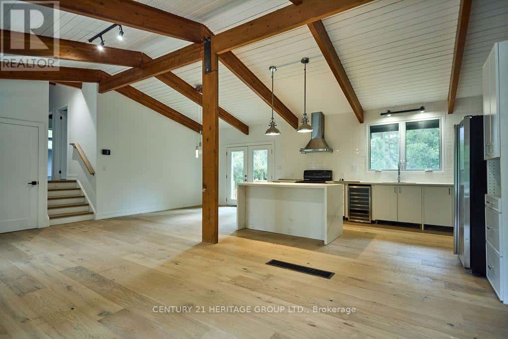 5732 10 LINE — Erin, Ontario - Photo 5 of 39