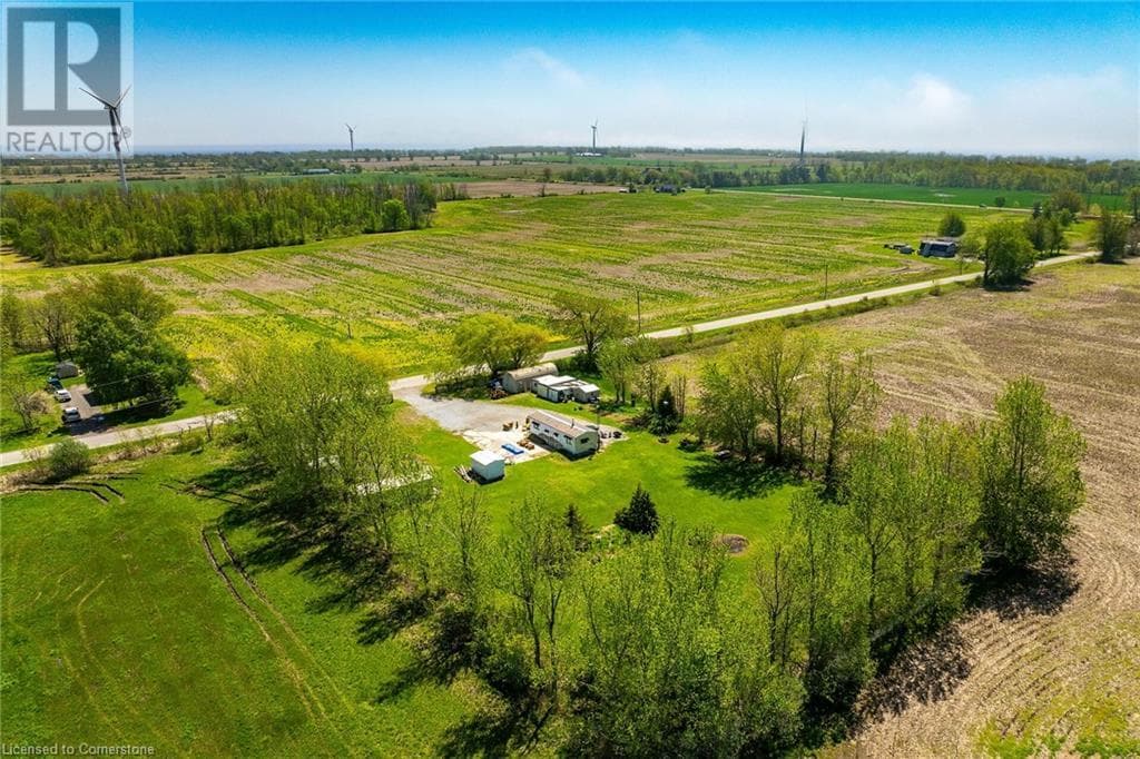 199 DICKHOUT — Lowbanks, Ontario - Main photo