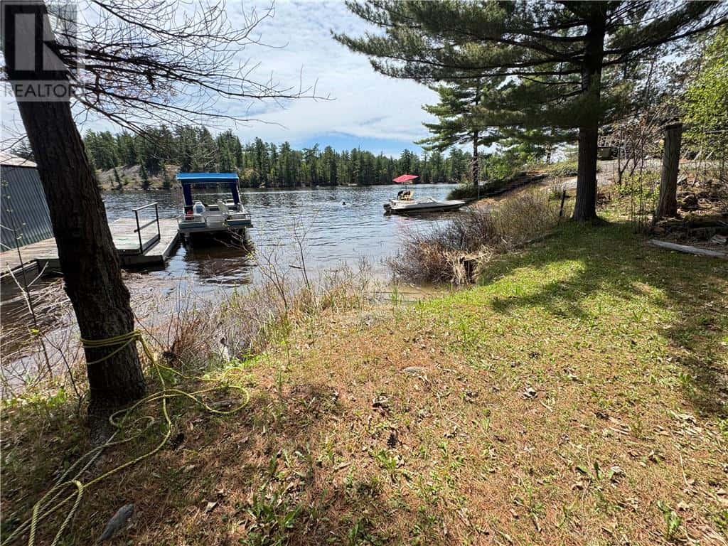 1 Island A Lake Nipissing — St. Charles, Ontario - Photo 4 of 23