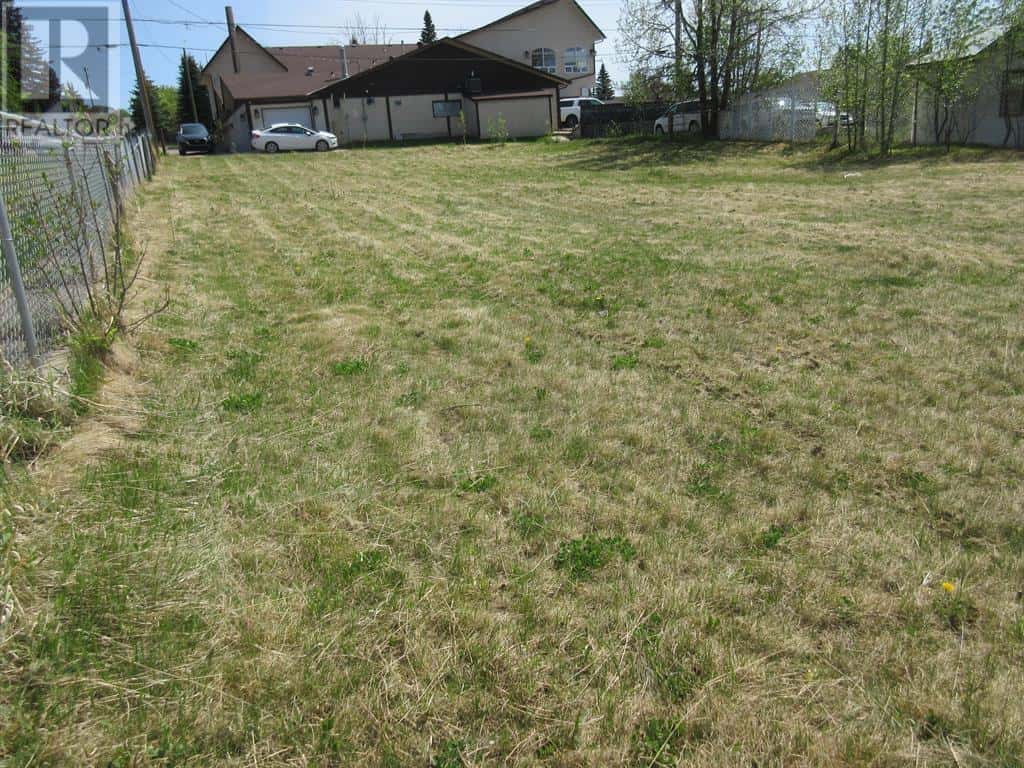 4807 4809, 47 Street — Rocky Mountain House, Alberta - Photo 5 of 9