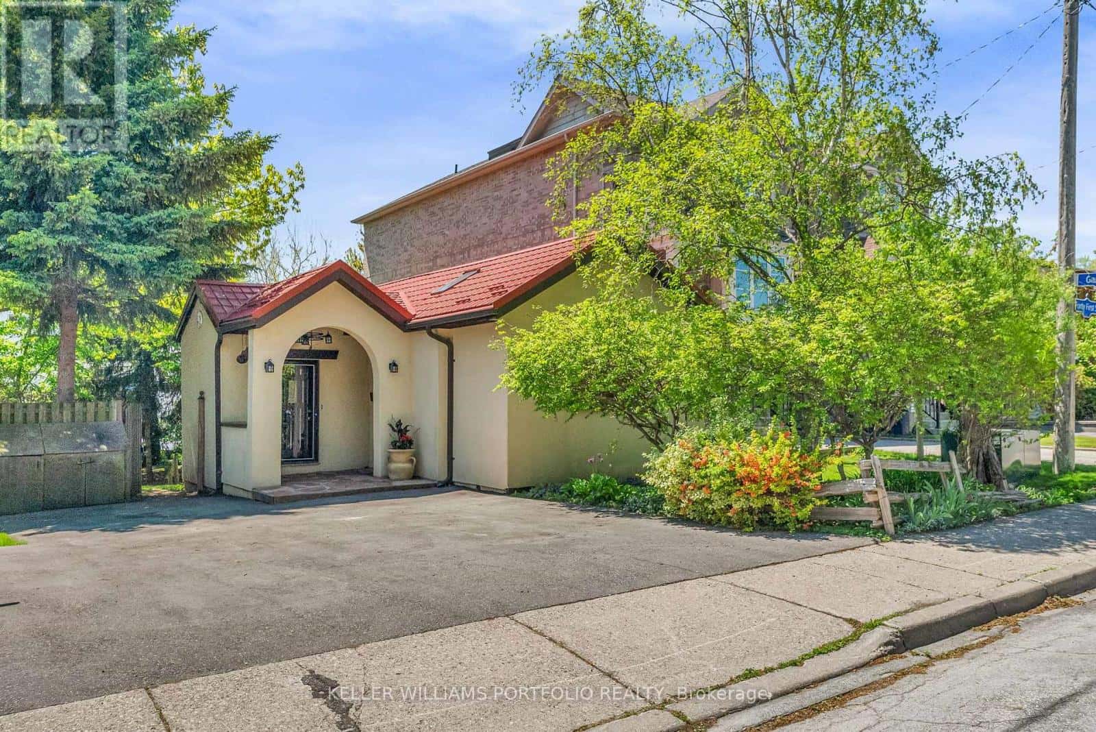 42 FORTY FIRST STREET