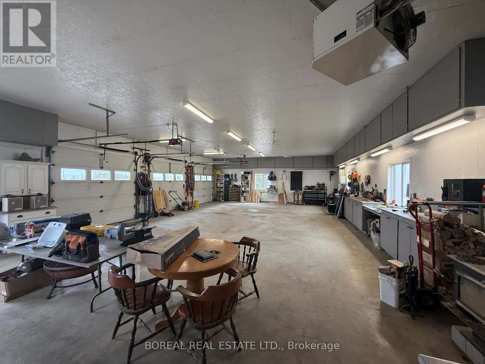 806 HWY 652 — Cochrane, Ontario - Photo 3 of 50