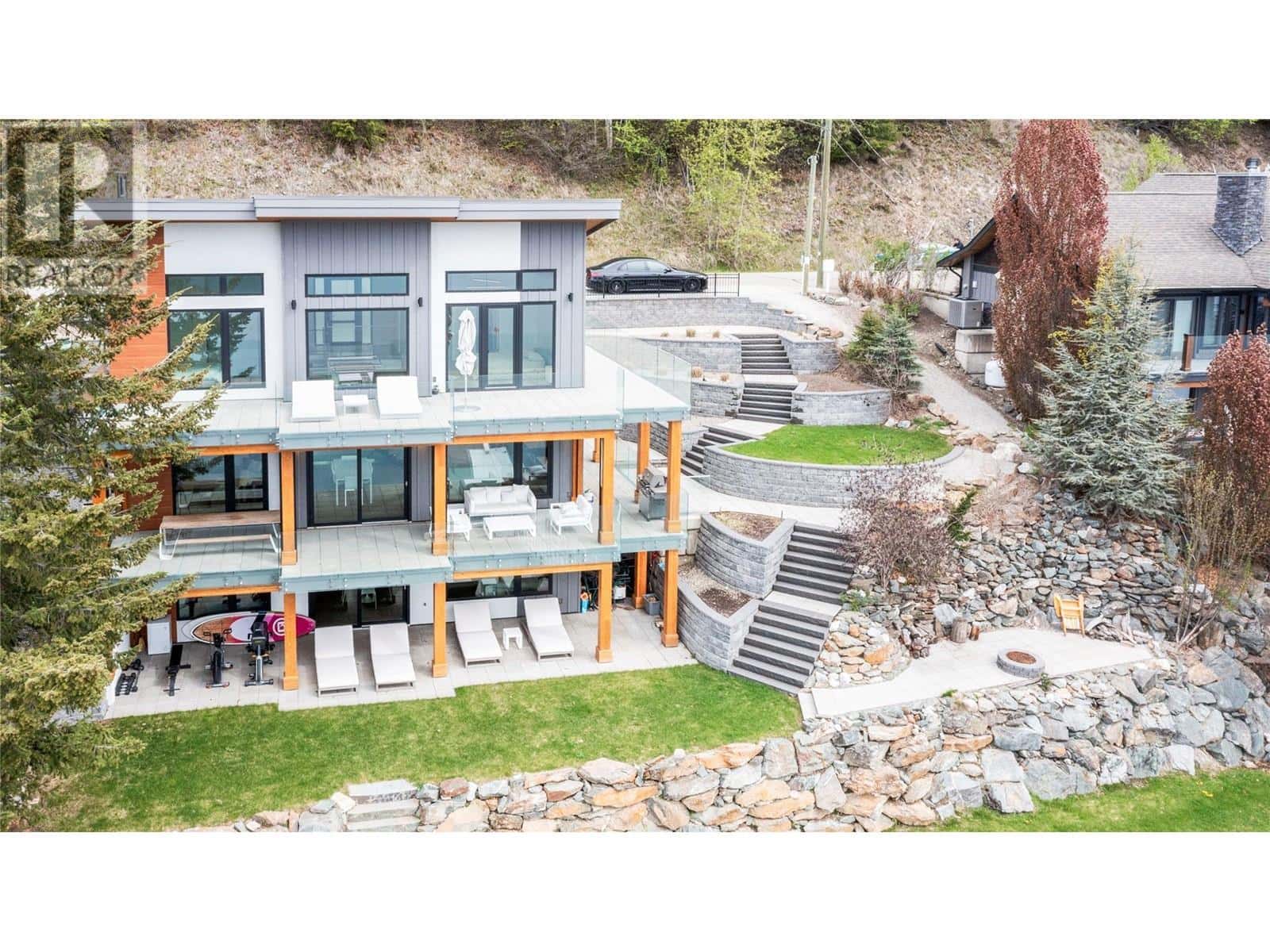 8200 Squilax Anglemont Road Unit# 6 — Anglemont, British Columbia - Photo 4 of 64