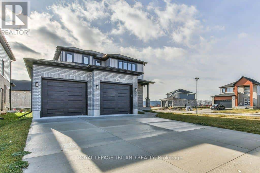 83 GREENE STREET — South Huron (Exeter), Ontario - Photo 2 of 37