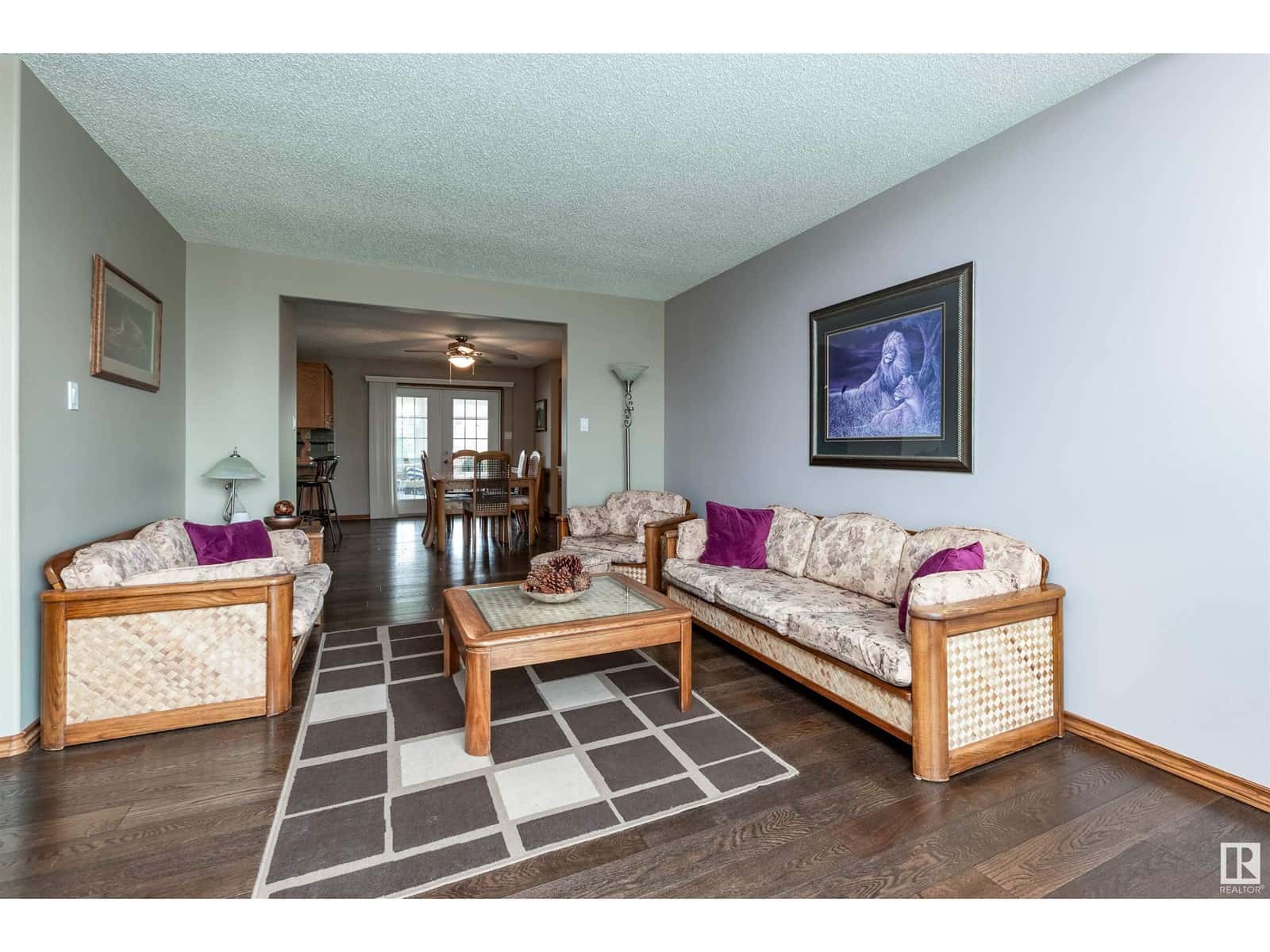 4126 46 ST — Vegreville, Alberta - Photo 4 of 50