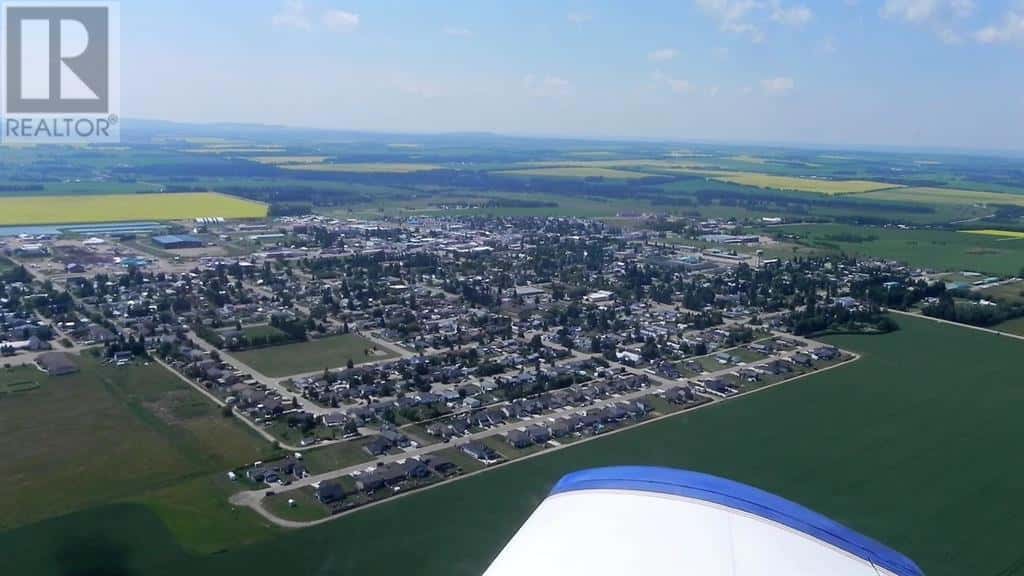 6217 Evergreen Close — Rimbey, Alberta - Photo 5 of 6