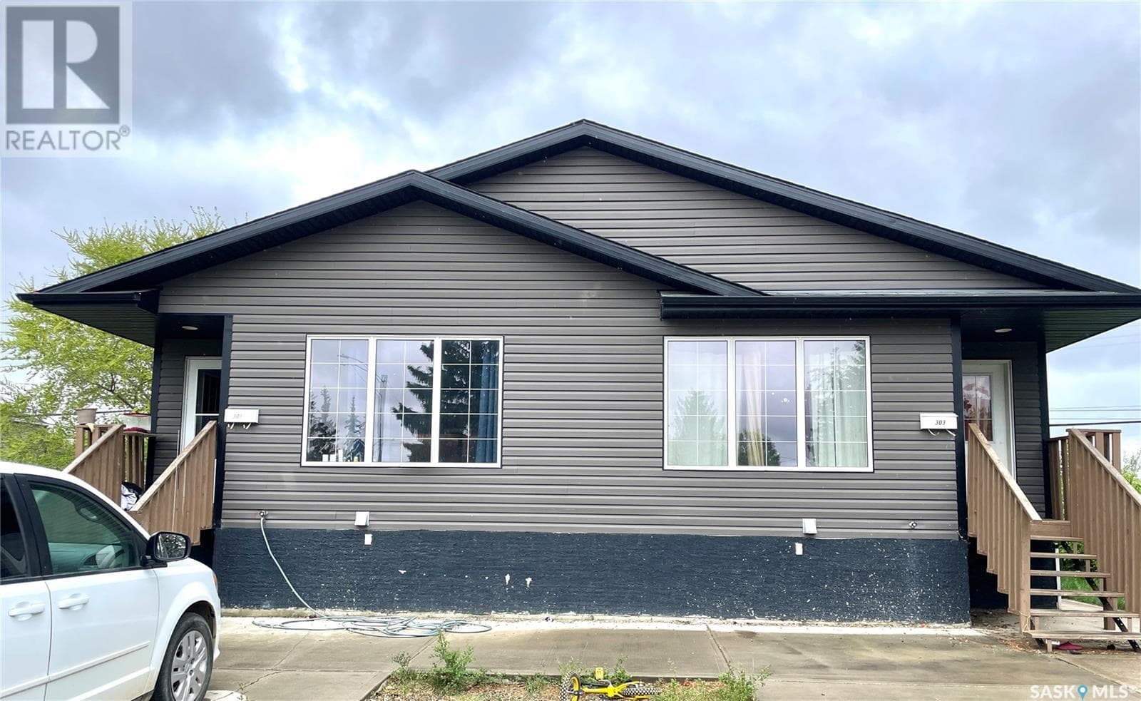 301/303 30th STREET — Battleford, Saskatchewan - Main photo