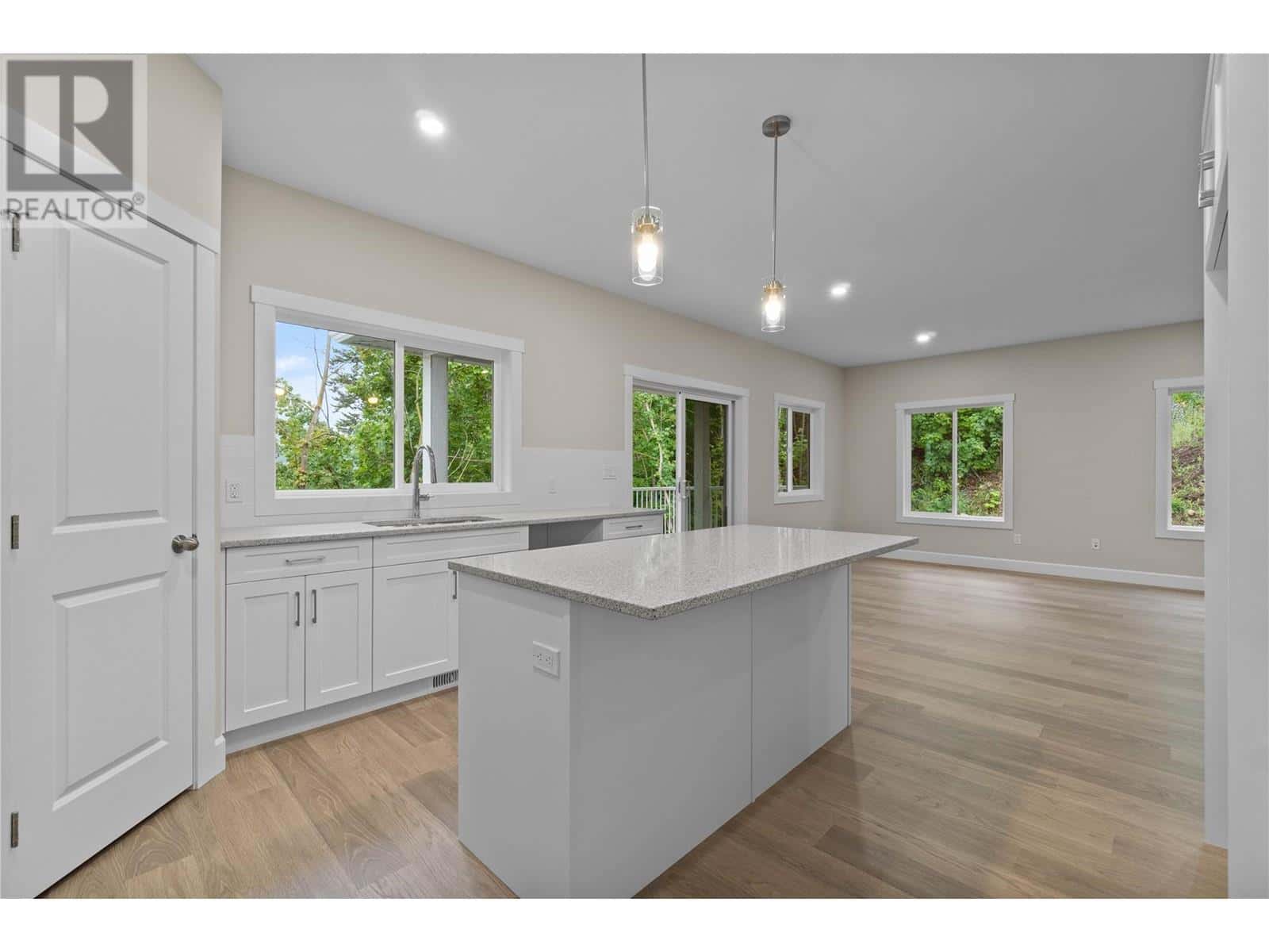 806 Cliff Avenue Unit# 104 — Enderby, British Columbia - Photo 5 of 88